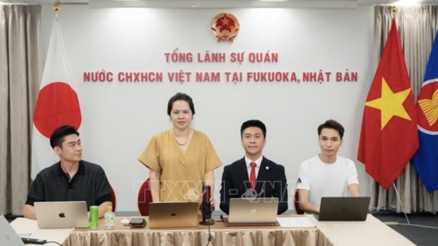 Overseas training programme wraps up, supporting Vietnamese language